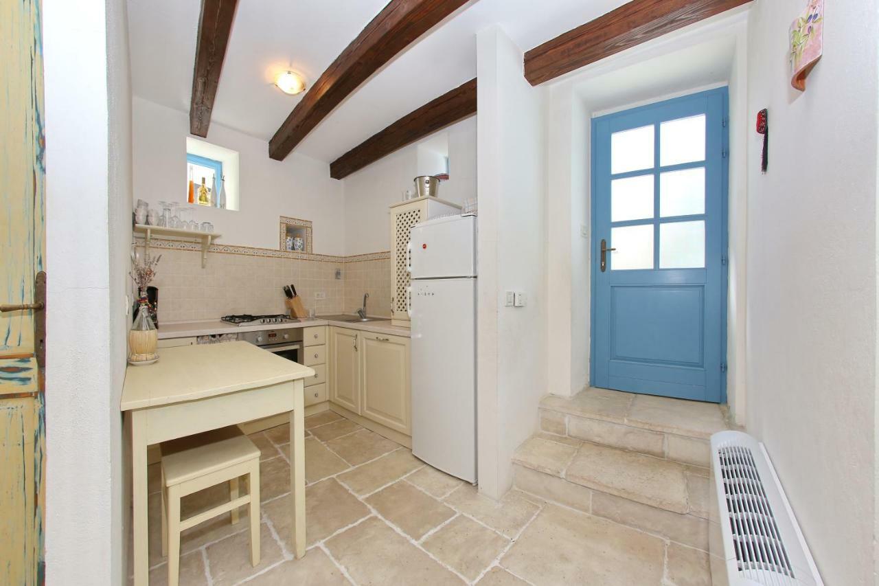 Villa Olive'S Hug à Poljana  Extérieur photo